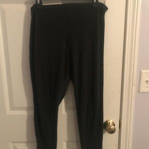 Dark gray leggings